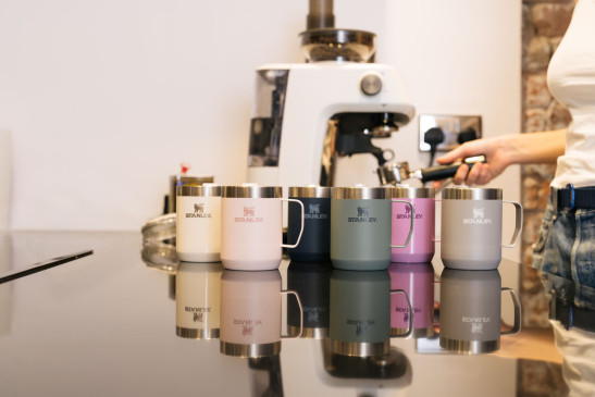 detail Termohrnek  Stanley Camp mug 230 ml Rose Quartz