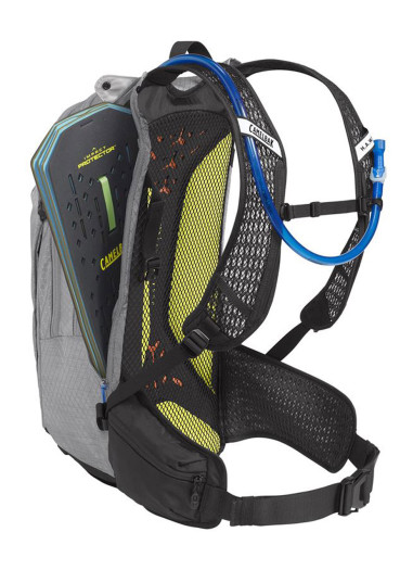 detail Batoh Camelbak Hawg Pro 20 Gunmetal/Black