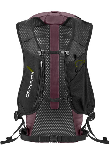 detail Batoh Ortovox Traverse Light 20 Winetasting