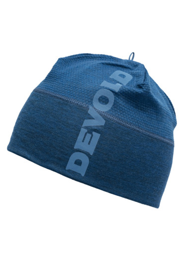 detail Čepice Devold Running Merino 130 Beanie Skydiver Dark