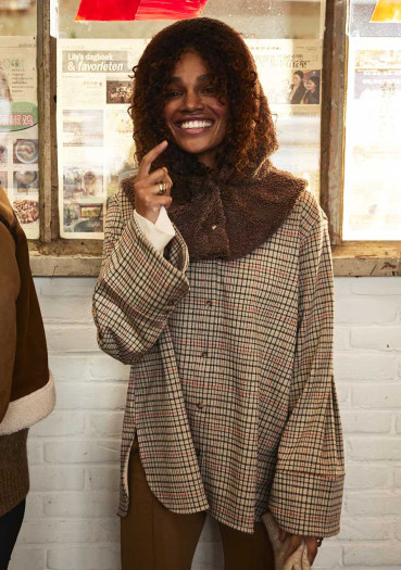 detail Barts Baumi Hood Brown