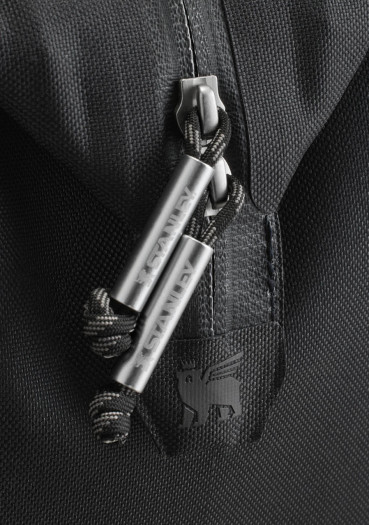 detail Chladící taška Stanley The All-Day Julienne Mini Cooler chladící taška 7 l Black