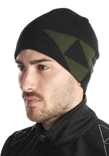 detail Čepice Fischer LOGO-REVERSIBLE