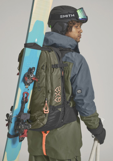 detail Batoh Ortovox Avabag Litric Freeride 28 Dark Wild Herbs 28 Liter