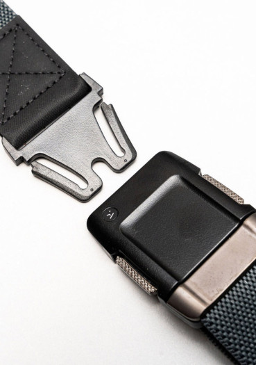 detail Opasek Arcade Motion Charcoal/Gunmetal 