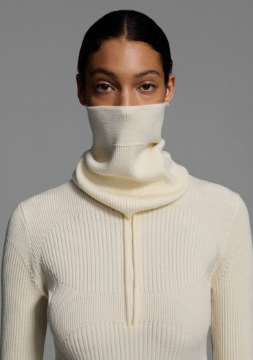 detail Dámský nákrčník Cordova Butte Buff Alabaster