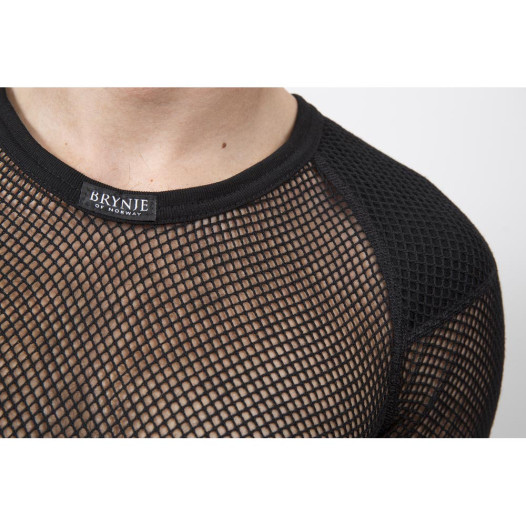 detail Pánské triko BRYNJE WOOL THERMO T-SHIRT WINLAY černé