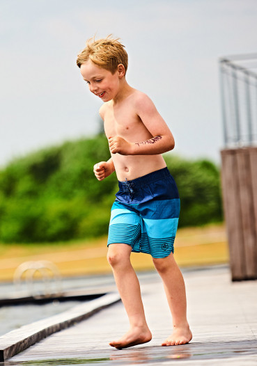 detail Chlapecké kraťasy Color Kids Nelta beach shorts AOP 